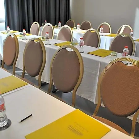 Brea's Hotel 4*