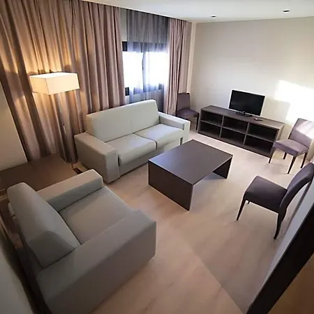 Hotel Brea's