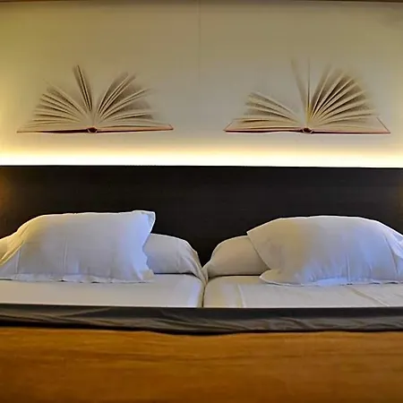 Brea's Hotel