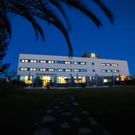 فندق Brea's 4*